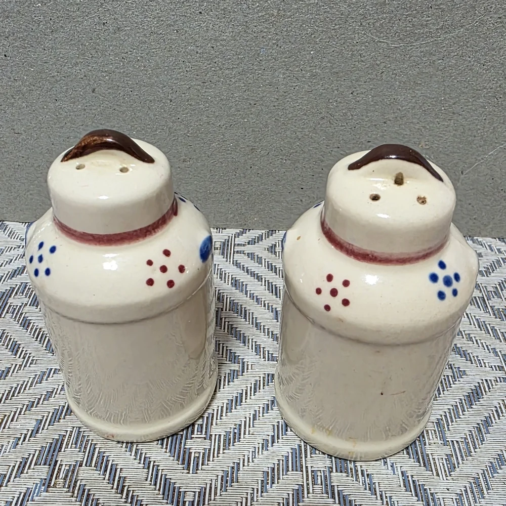 Vtg Shawnee Milk Can Salt And Pepper Shaker Set #86